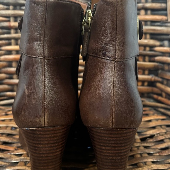 Nine West Brown Leather Heeled Boots in size 11. Great condition ! - Picture 5 of 11